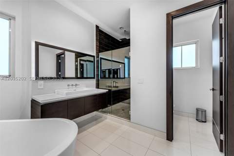 8221 NW 34th Dr, Doral FL - photo 24 of 59