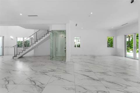 8221 NW 34th Dr, Doral FL - photo 7 of 59