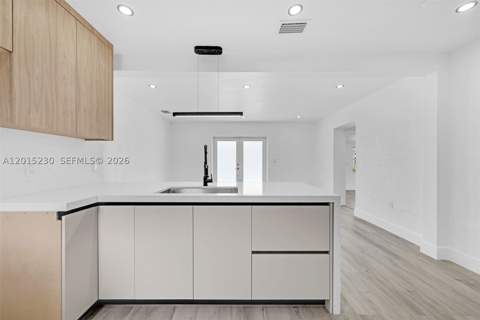 12621 NW 22nd Ct, Miami FL - photo 9 of 29