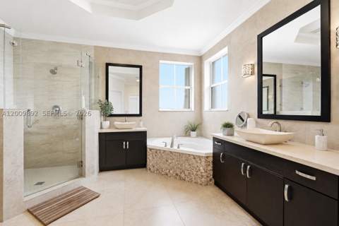 11090 NW 84th St, Doral FL - photo 7 of 10