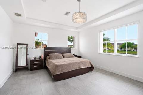11090 NW 84th St, Doral FL - photo 8 of 10