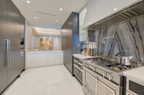 17901 Collins Ave 3103, Sunny Isles Beach FL - photo 9 of 37