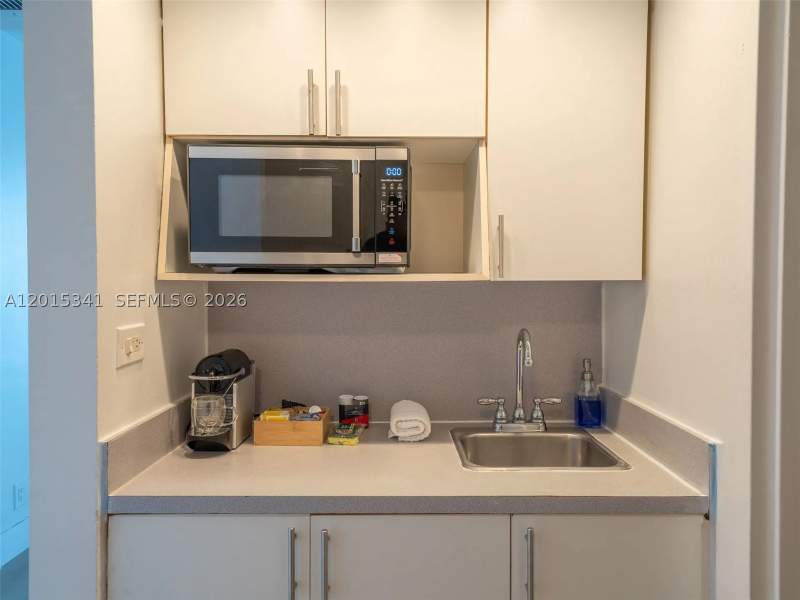0 bedroom Condominium at 5445 Collins Ave 1718, Castle Beach Club Condo, Miami Beach — photo 3