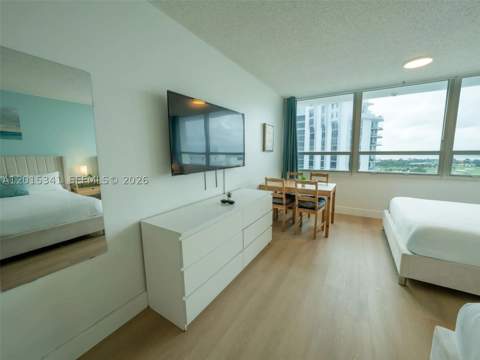 5445 Collins Ave 1718, Miami Beach FL - photo 6 of 12