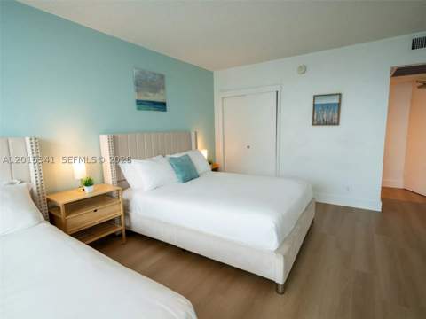 5445 Collins Ave 1718, Miami Beach FL - photo 9 of 12