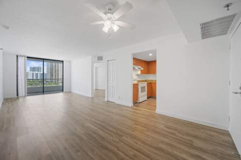3300 NE 192nd Street 915, Aventura FL - photo 19 of 27