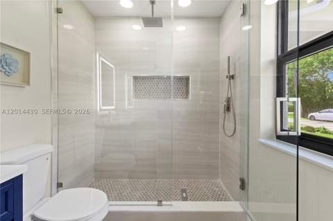 10 NW 100th St, Miami Shores FL - photo 9 of 40