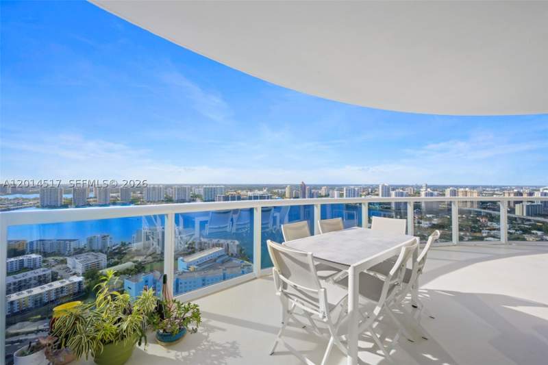 3 bedroom Condominium at 18201 Collins Ave 4901, Trump Royale Condo, Sunny Isles Beach — photo 2