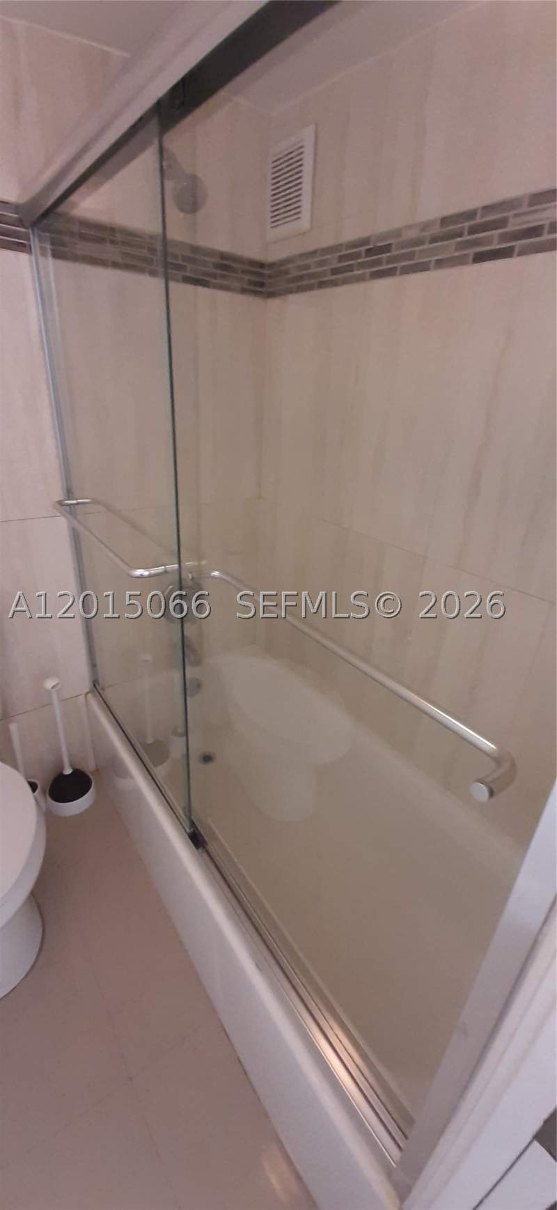 1 bedroom Condominium at 16909 N Bay Rd 914, Plaza Of Americas Condo P, Sunny Isles Beach — photo 3