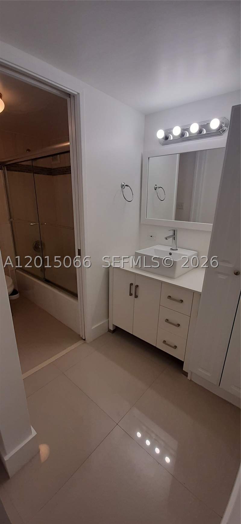 1 bedroom Condominium at 16909 N Bay Rd 914, Plaza Of Americas Condo P, Sunny Isles Beach — photo 5