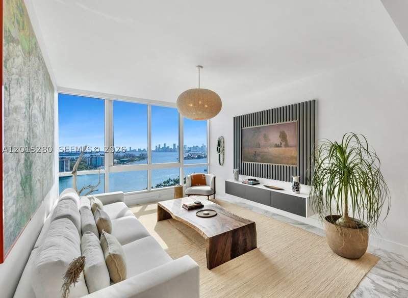 1 bedroom Condominium at 100 S Pointe Dr 2003, Continuum On South Beach, Miami Beach — photo 3