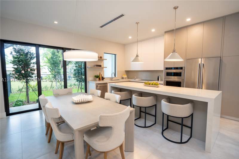 4 bedroom Townhouse at 2745 SW 23 Ter, Amnd Miami Suburban Acres, Miami — photo 5