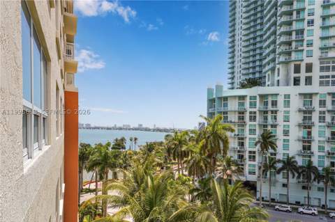 2000 N Bayshore Dr 702, Miami FL - photo 19 of 33