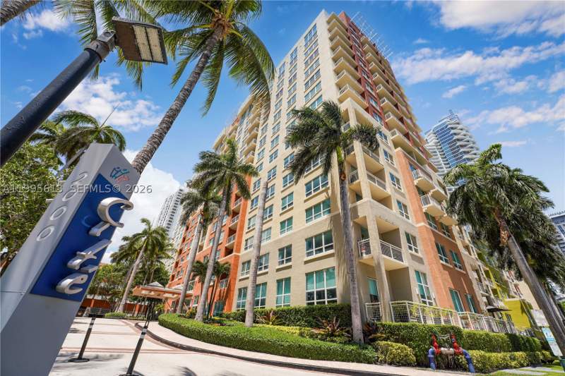 3 bedroom Condominium at 2000 N Bayshore Dr 702, Cite Condo, Miami — photo 3