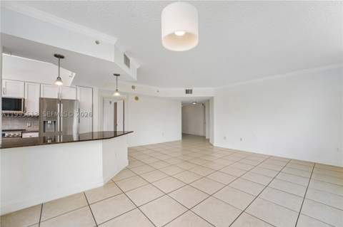 2000 N Bayshore Dr 702, Miami FL - photo 6 of 33
