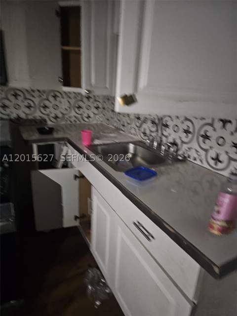 1717 NW 69th St, Miami FL - photo 12 of 35