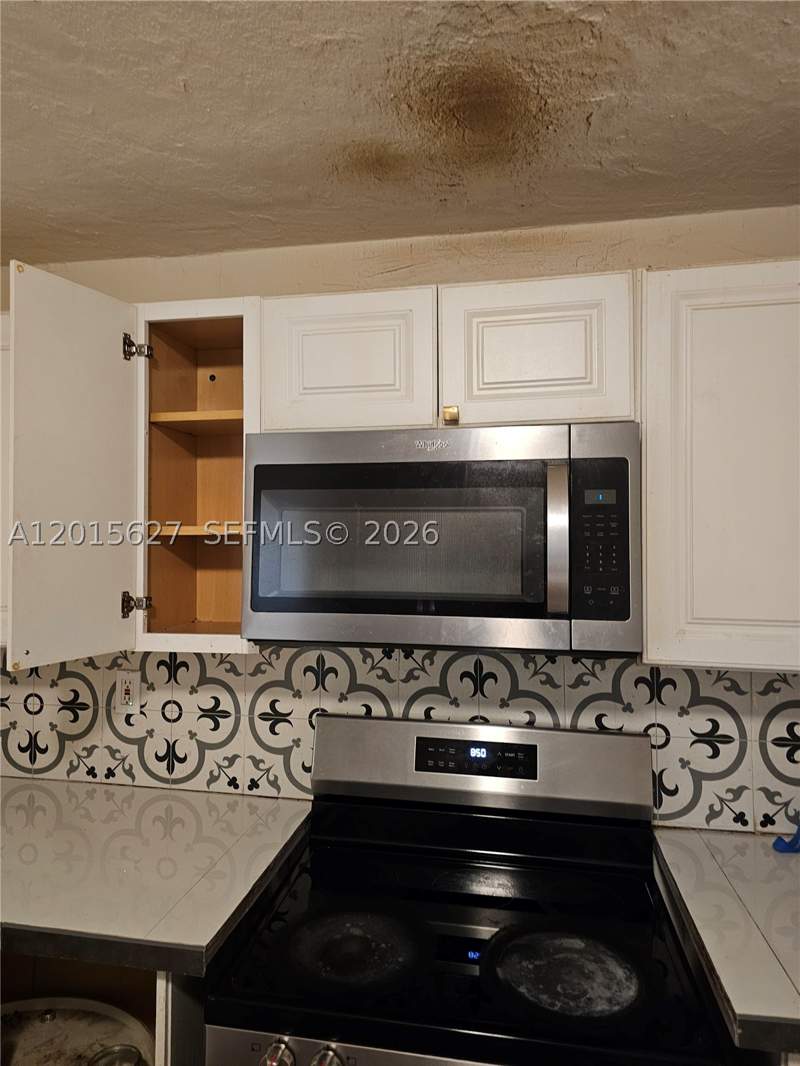 3 bedroom SingleFamilyResidence at 1717 NW 69th St, Liberty City, Miami — photo 4