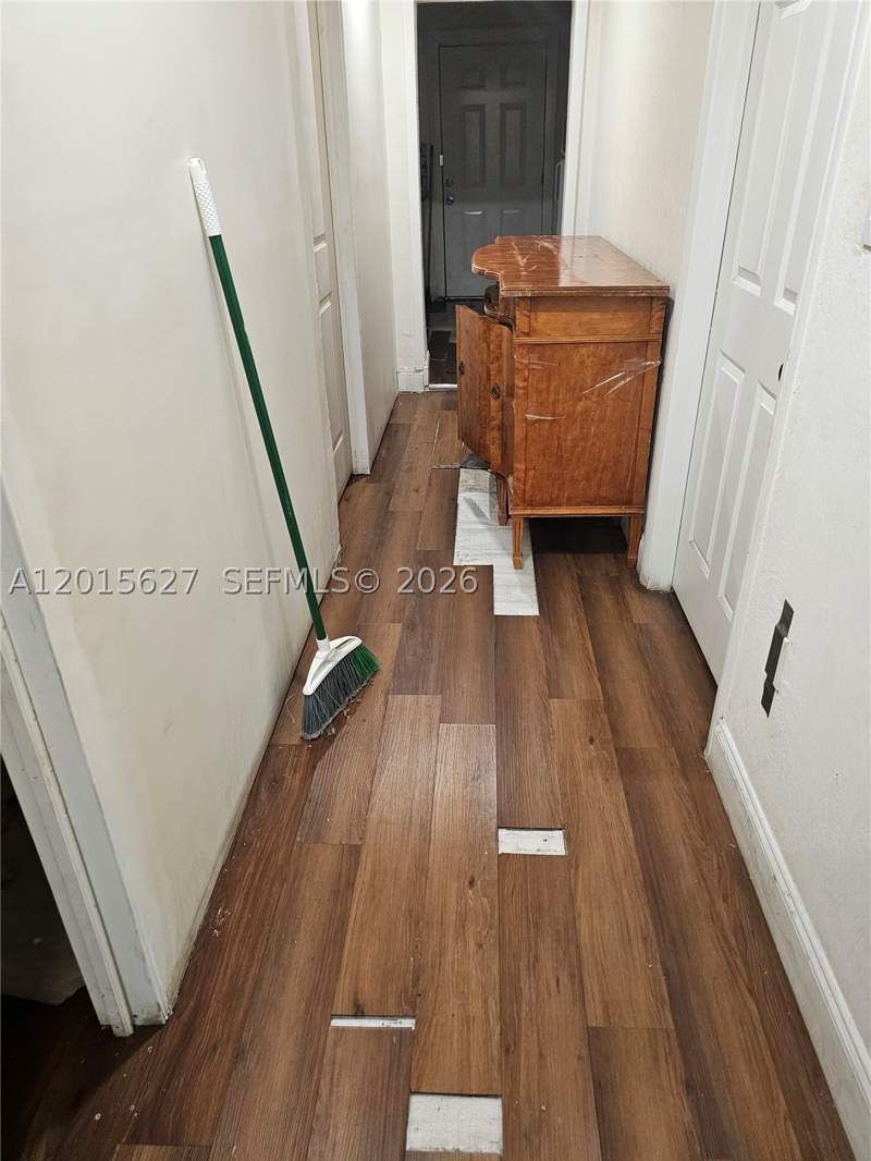 3 bedroom SingleFamilyResidence at 1717 NW 69th St, Liberty City, Miami — photo 5