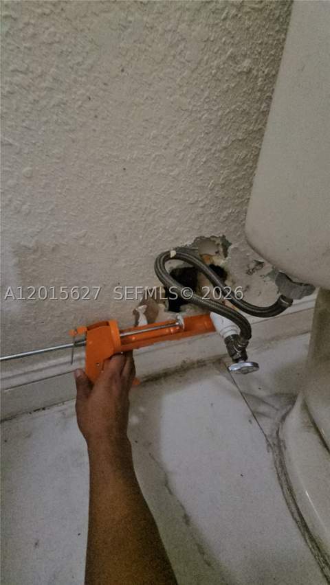 1717 NW 69th St, Miami FL - photo 6 of 35