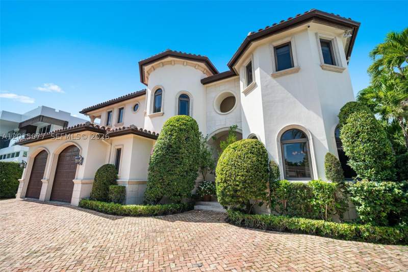 6 bedroom SingleFamilyResidence at 1251 99th St, Bay Harbor Island, Bay Harbor Islands — photo 4