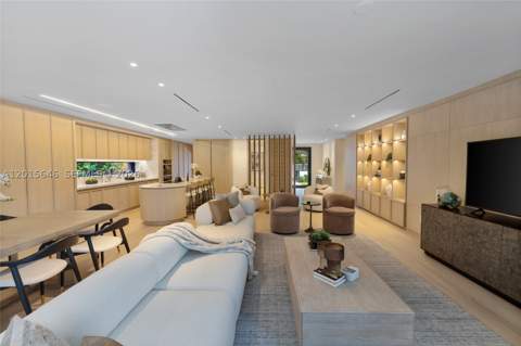 72 W Shore Dr W, Miami FL - photo 13 of 107