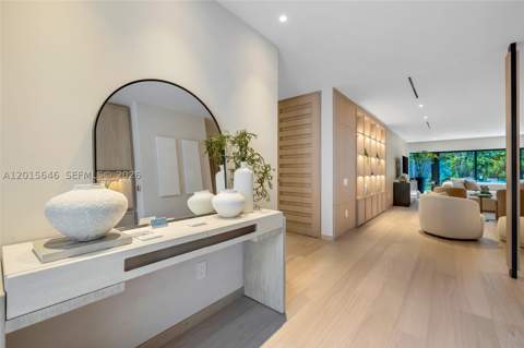 72 W Shore Dr W, Miami FL - photo 17 of 107