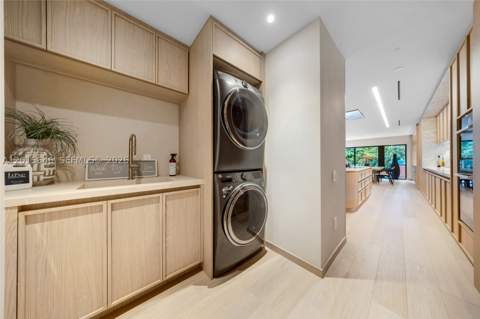 72 W Shore Dr W, Miami FL - photo 18 of 107
