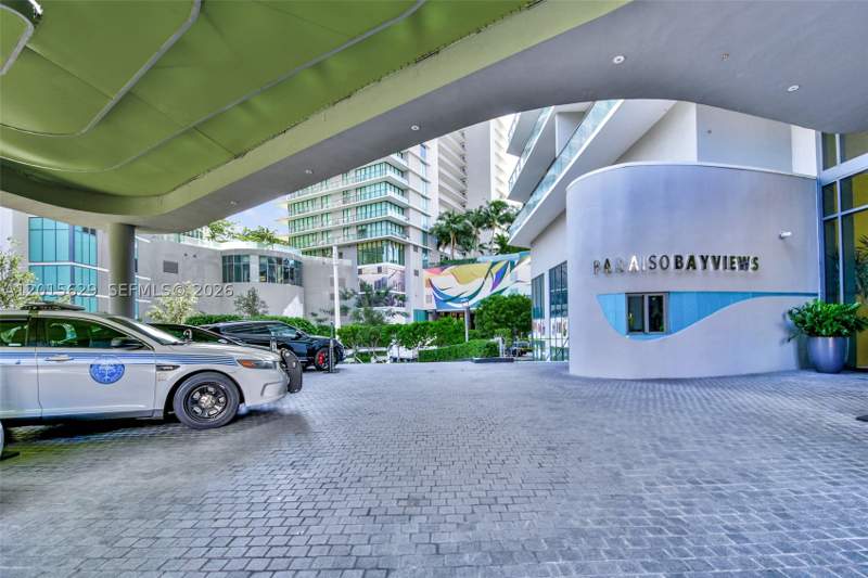2 bedroom Condominium at 501 NE 31st St 608, Paraiso Bayviews Condo, Miami — photo 2