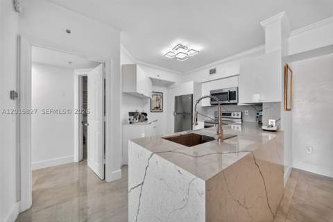 17150 N Bay Rd 2905, Sunny Isles Beach FL - photo 6 of 30