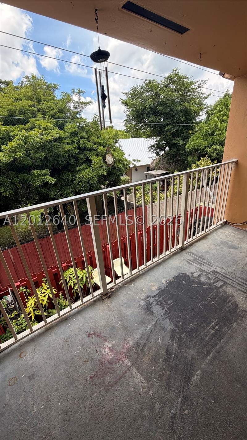 1 bedroom Condominium at 9972 SW 88th St 1125, Puerta Del Sol Condo, Miami — photo 2