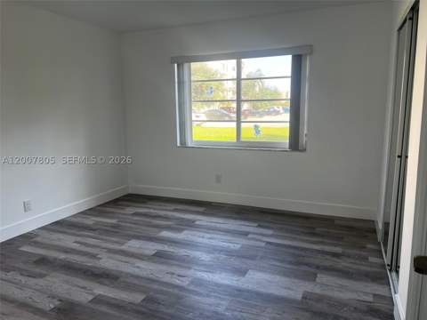 8411 NW 8th St 105, Miami FL - photo 6 of 11