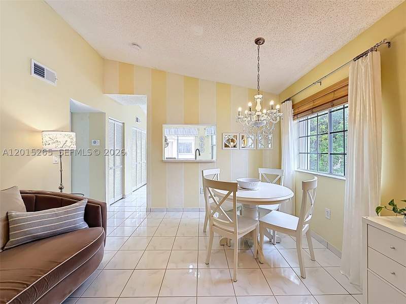 3 bedroom Townhouse at 6466 SW 130th Pl 902, Lago Lindo Townvillas Con, Miami — photo 5