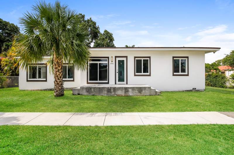 4 bedroom SingleFamilyResidence at 4701 SW 7th Street, Bowman Heights, Miami — photo 4