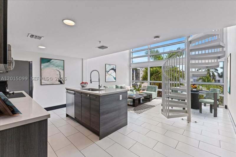 1 bedroom Condominium at 421 Meridian Ave 19, Meridian 5 Condo, Miami Beach — photo 3
