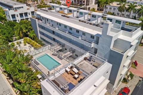 421 Meridian Ave 19, Miami Beach FL - photo 9 of 32