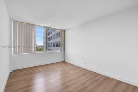 7441 Wayne Ave 4G, Miami Beach FL - photo 15 of 38