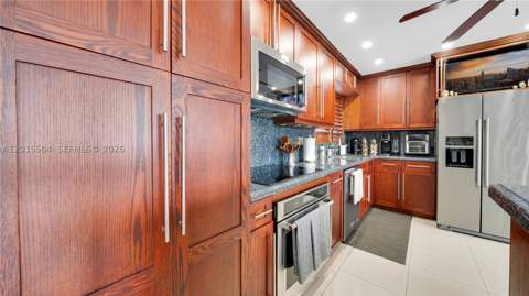 10435 SW 92nd St, Miami FL - photo 9 of 59