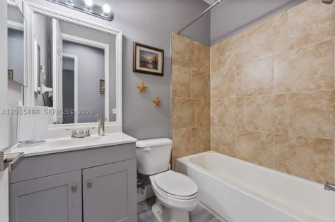 934 NE 42nd Ter, Homestead FL - photo 12 of 37