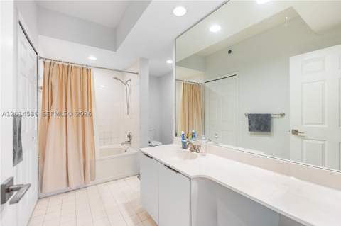 3165 NE 184th St 6304, Aventura FL - photo 18 of 32