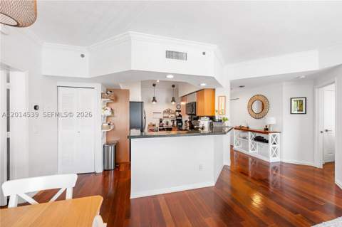 3165 NE 184th St 6304, Aventura FL - photo 8 of 32