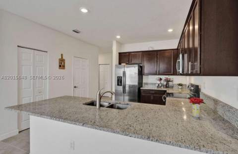 3460 W 103rd Ter, Hialeah FL - photo 17 of 50