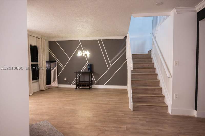 4 bedroom Townhouse at 9167 Fontainebleau Blvd 6, Oakview Condo #4, Miami — photo 2