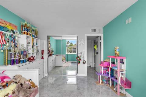 16565 NE 26th Ave 2B, North Miami Beach FL - photo 18 of 45