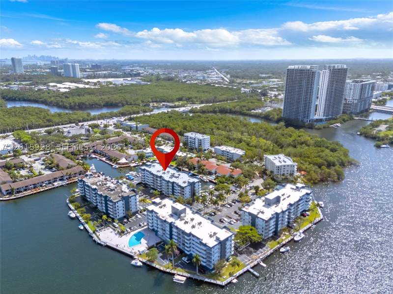 2 bedroom Condominium at 16565 NE 26th Ave 2B, Reef West Condo, North Miami Beach — photo 2