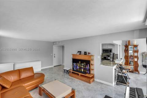 16565 NE 26th Ave 2B, North Miami Beach FL - photo 6 of 45