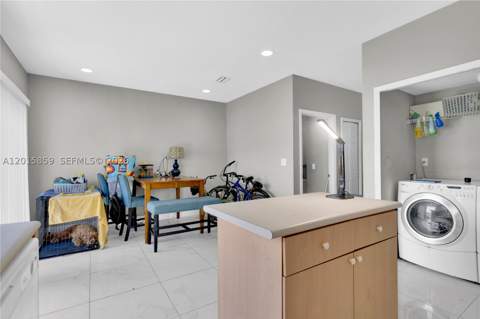1660 SE 30th St, Homestead FL - photo 14 of 49