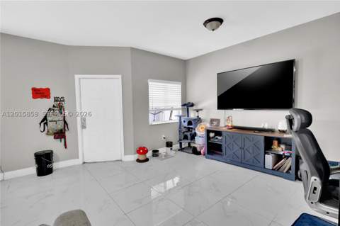 1660 SE 30th St, Homestead FL - photo 8 of 49