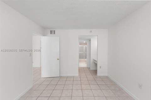 345 Ocean Dr 424, Miami Beach FL - photo 11 of 31