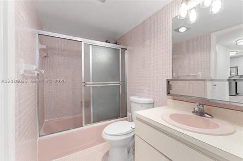 345 Ocean Dr 424, Miami Beach FL - photo 13 of 31