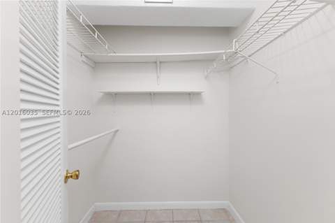 345 Ocean Dr 424, Miami Beach FL - photo 16 of 31